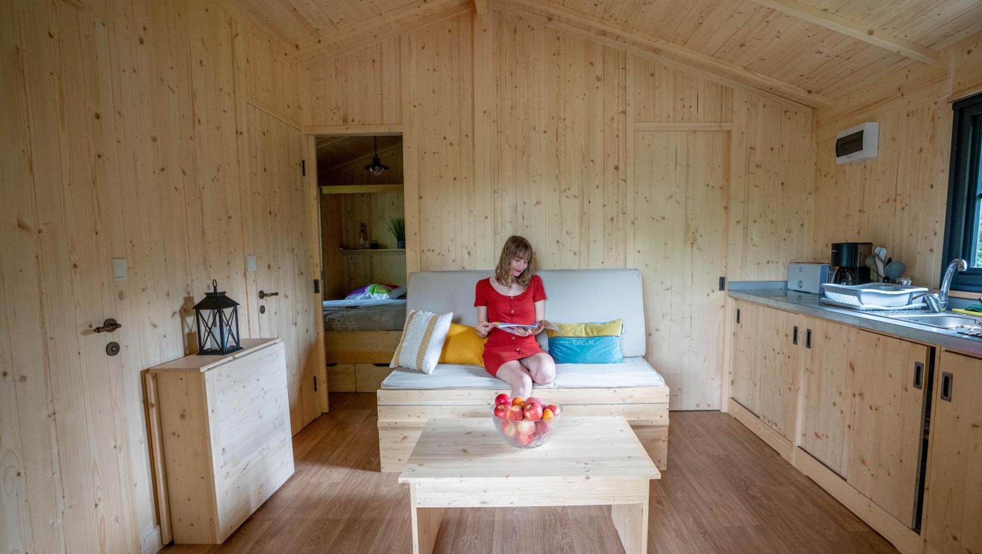 Camping De La Bageasse Бриуд Экстерьер фото
